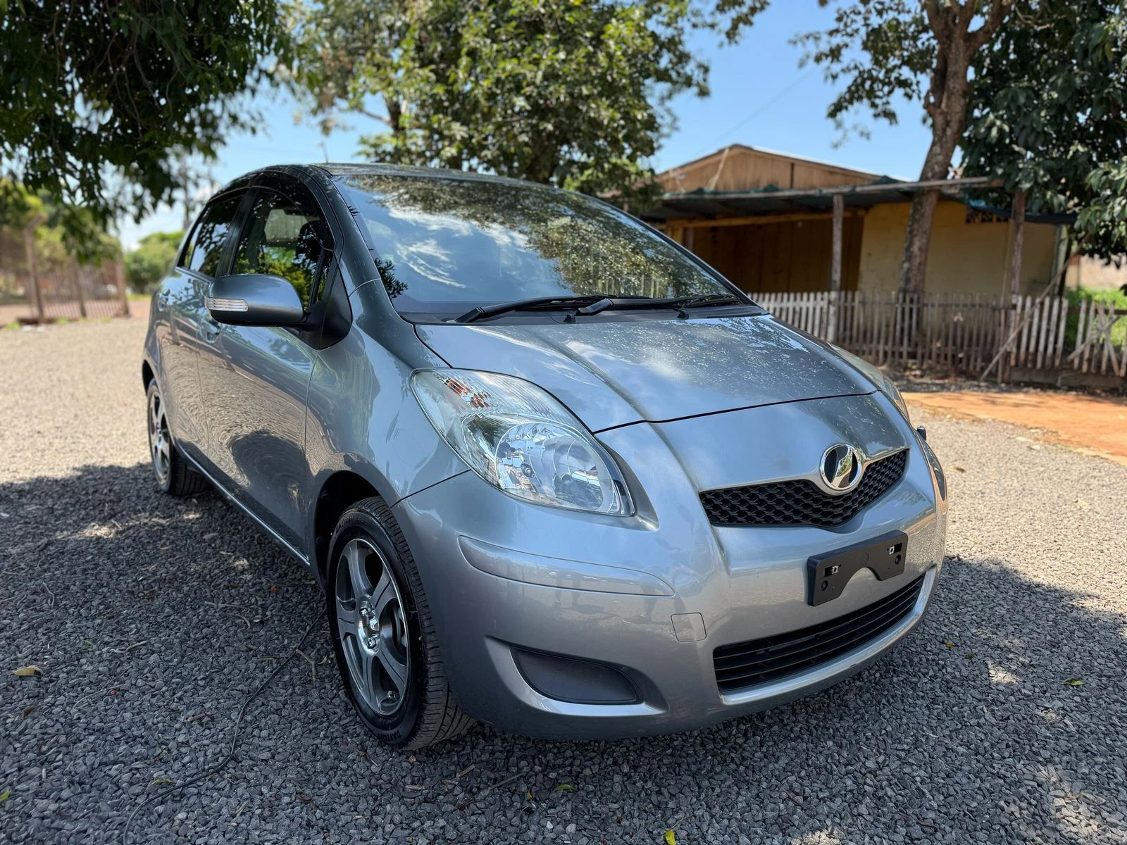 toyota-new-vitz-2008-recien-importado-y-listo-para-rodar