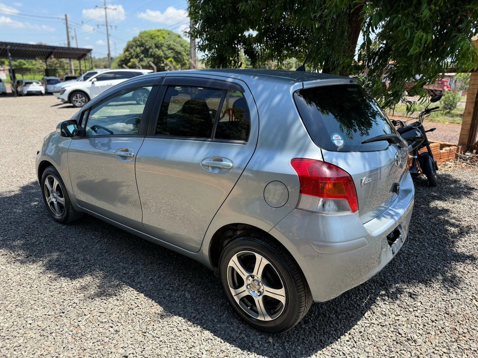 toyota-new-vitz-2008-recien-importado-y-listo-para-rodar