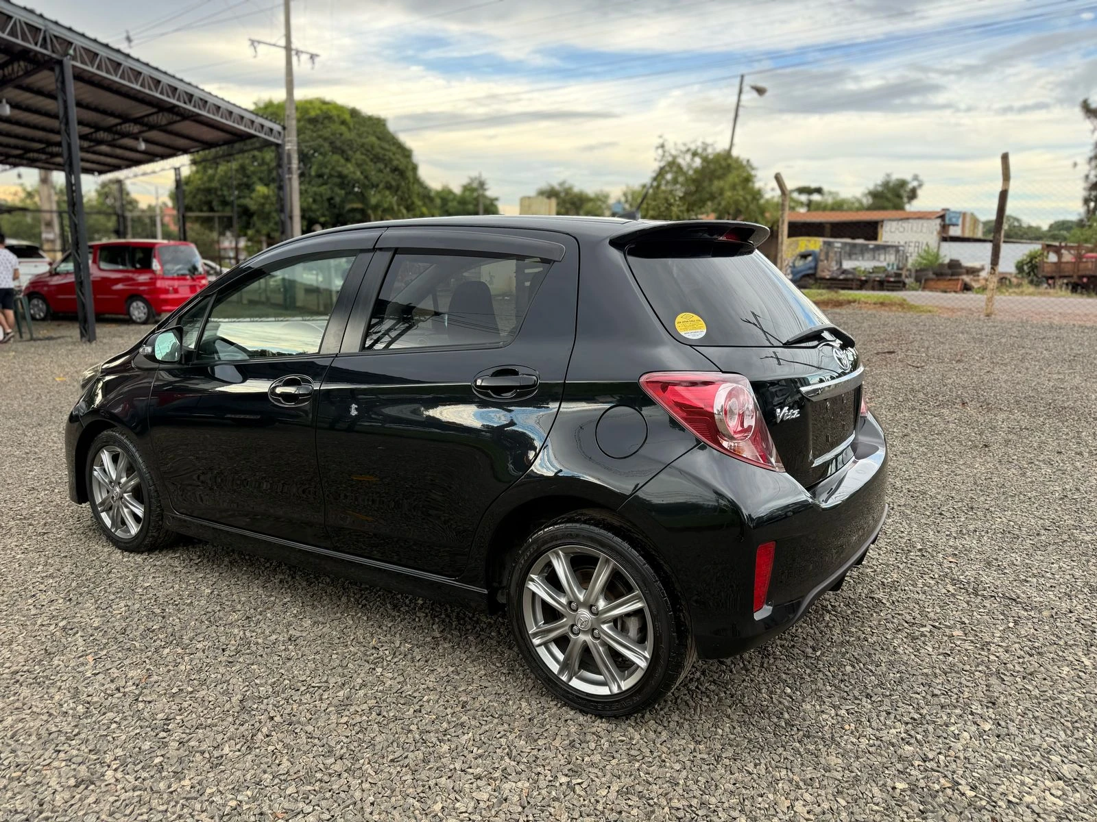 toyota-new-vitz-rs-2012-deportivo-y-cero-kilometro-en-el-pais