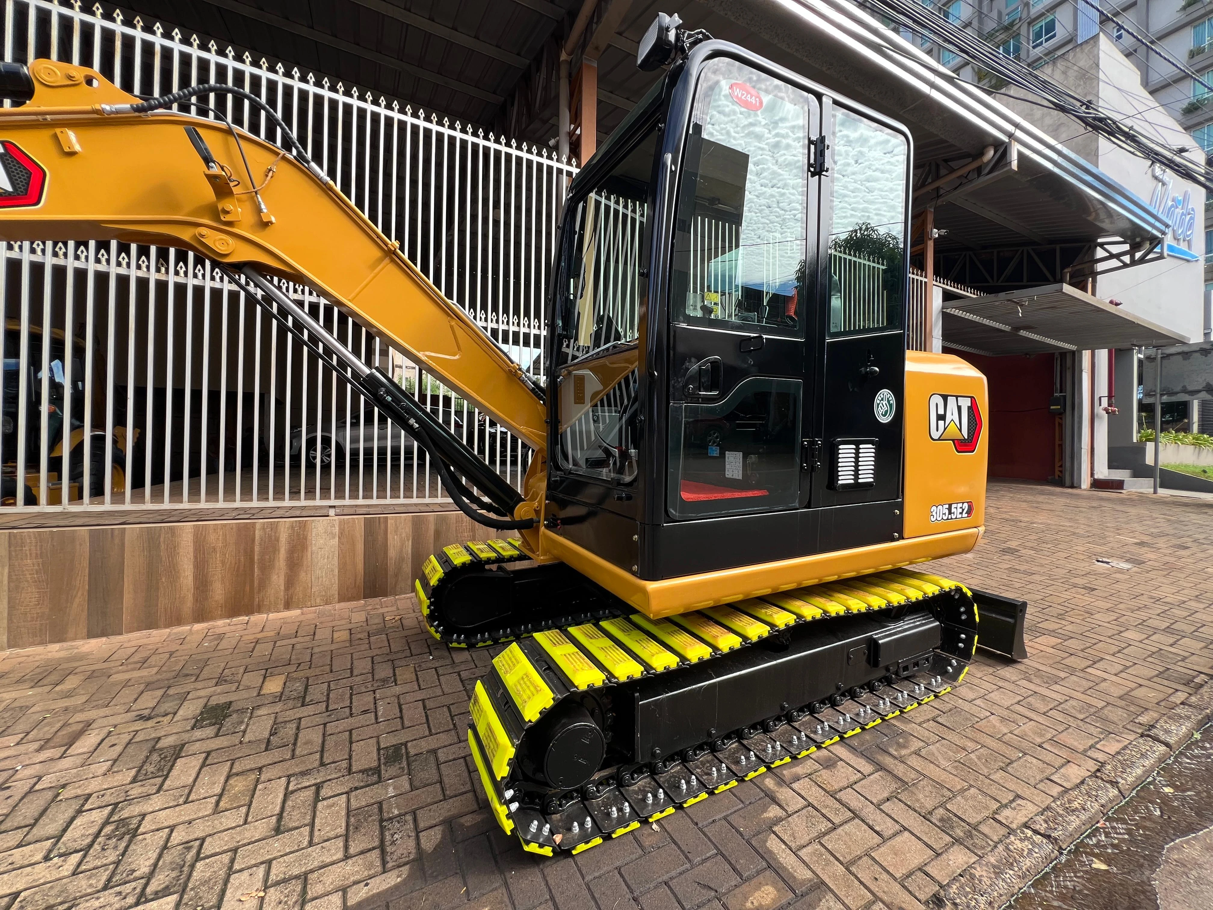 caterpillar-3055e2-2020-eficiencia-y-versatilidad