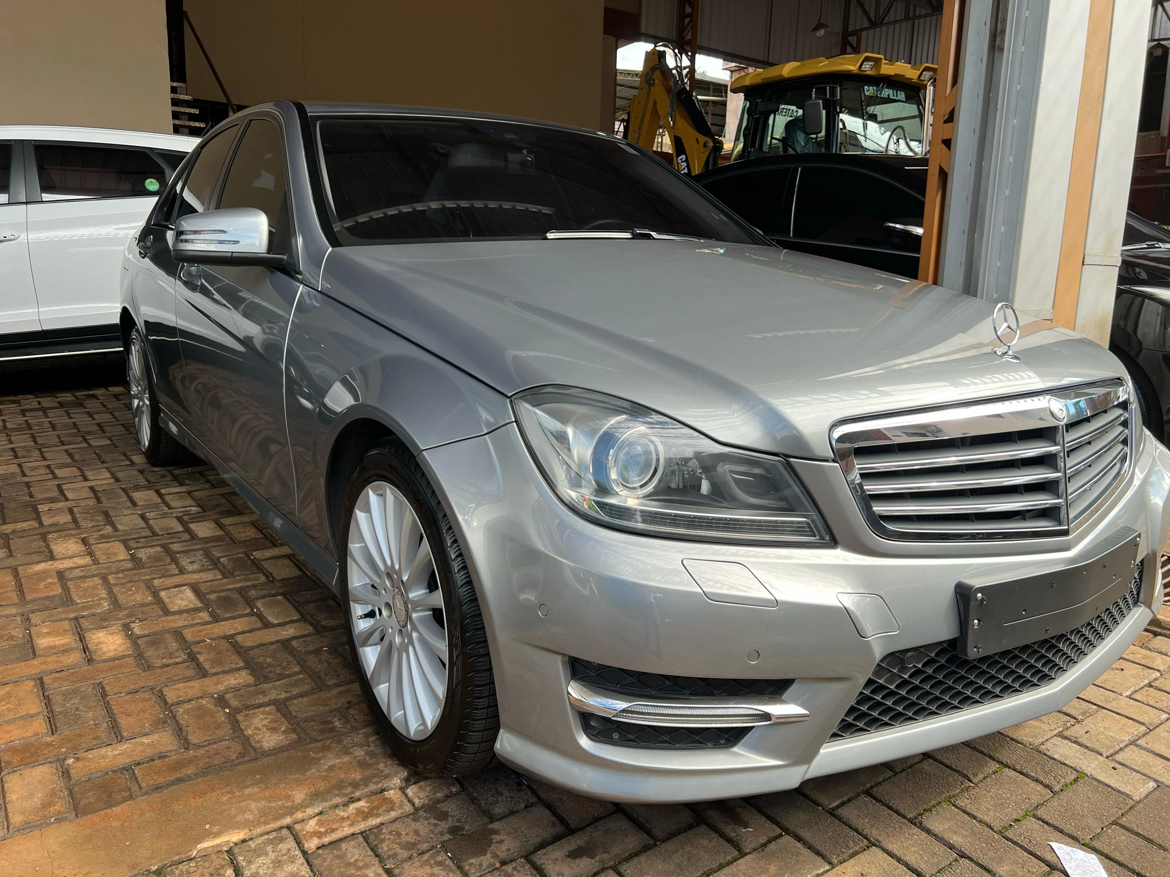 mercedes-benz-c220-cdi-2014-lujo-y-eficiencia