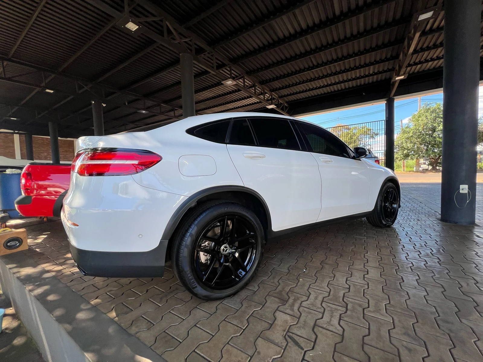 mercedes-benz-glc-2018-elegancia-y-potencia