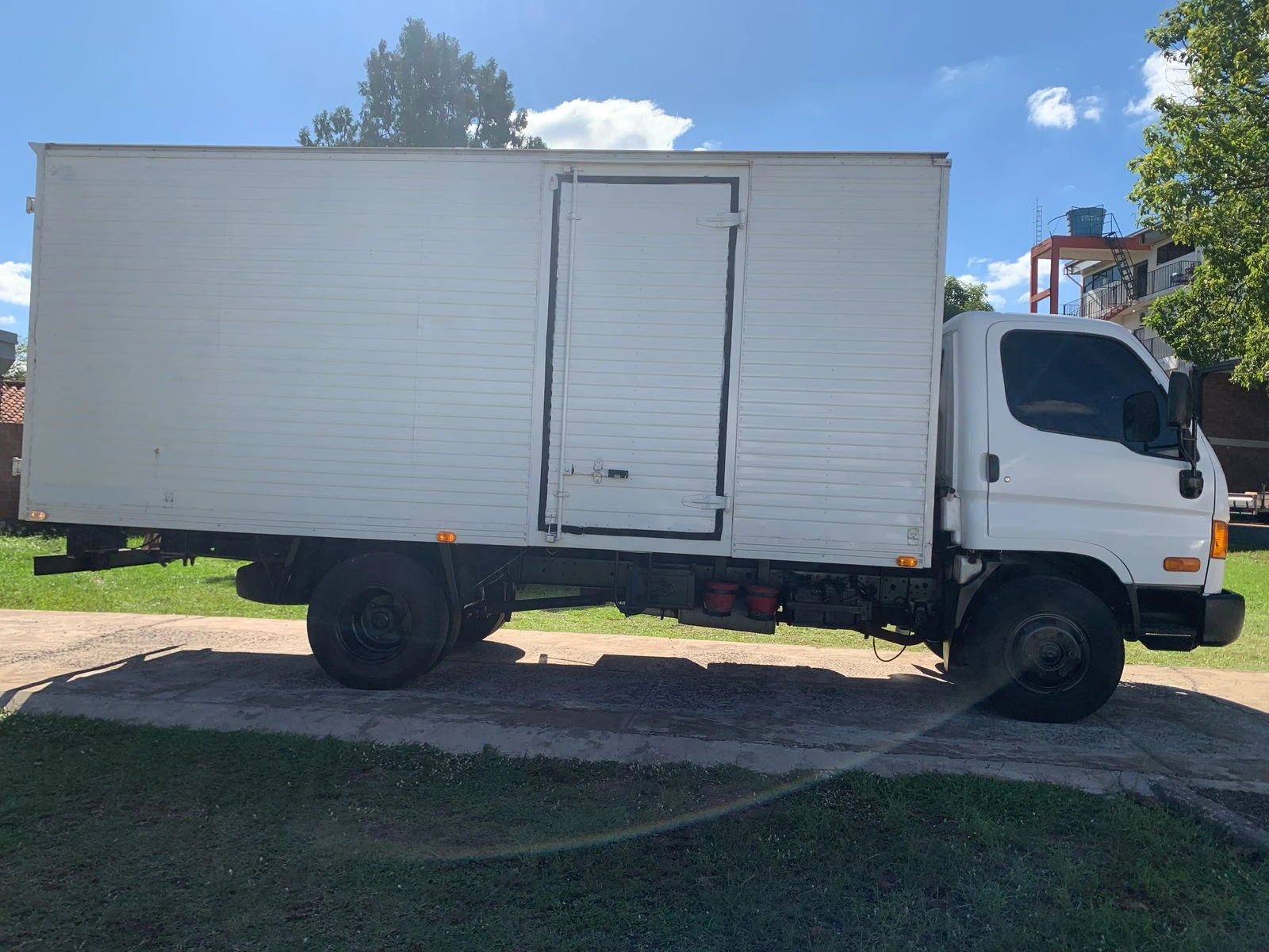 hyundai-hd72-2012-tu-aliado-para-el-trabajo