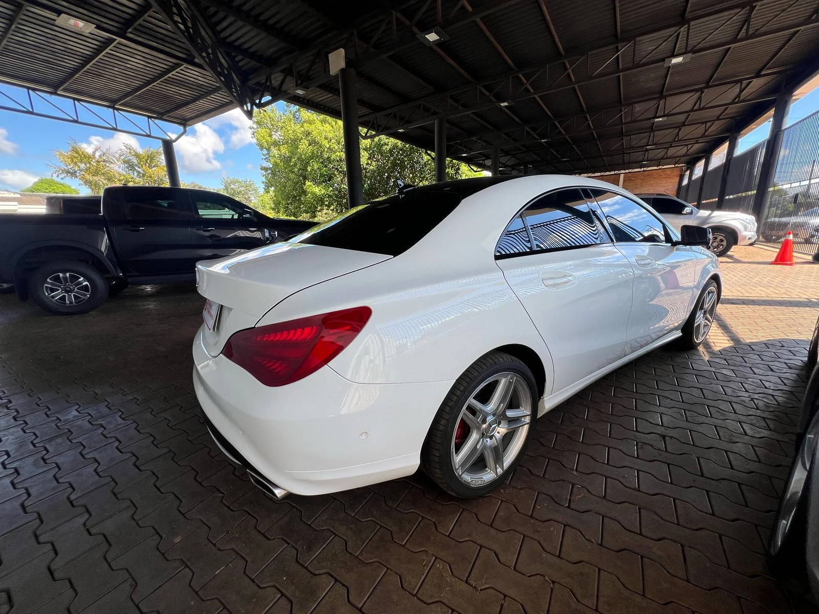 mercedes-benz-cla-2014-elegancia-y-deportividad