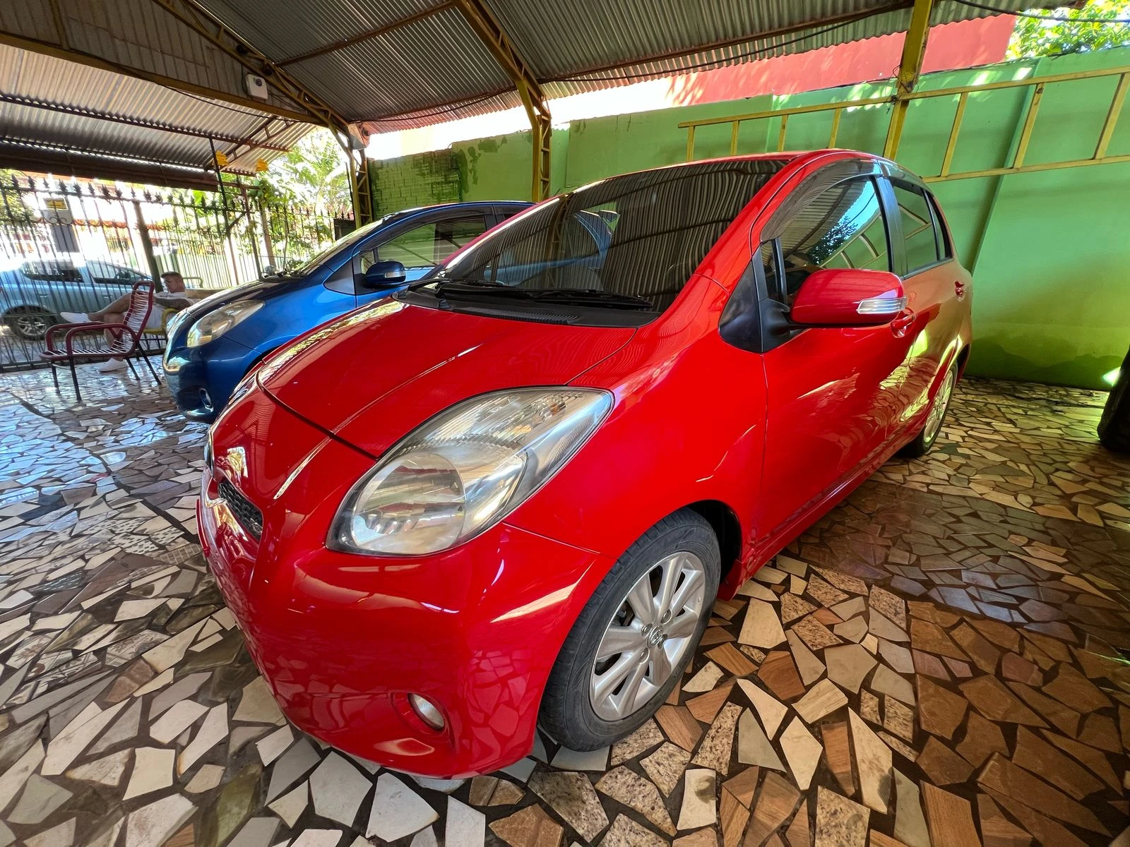 toyota-new-vitz-rs-1-3-2010-deportivo-agil-y-llamativo