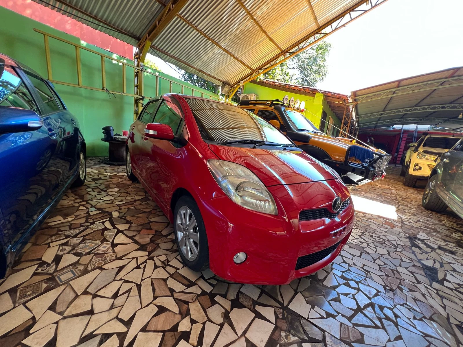 toyota-new-vitz-rs-1-3-2010-deportivo-agil-y-llamativo