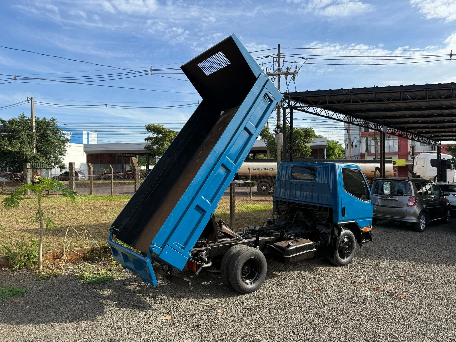mitsubishi-canter-tumba-potencia-y-confiabilidad