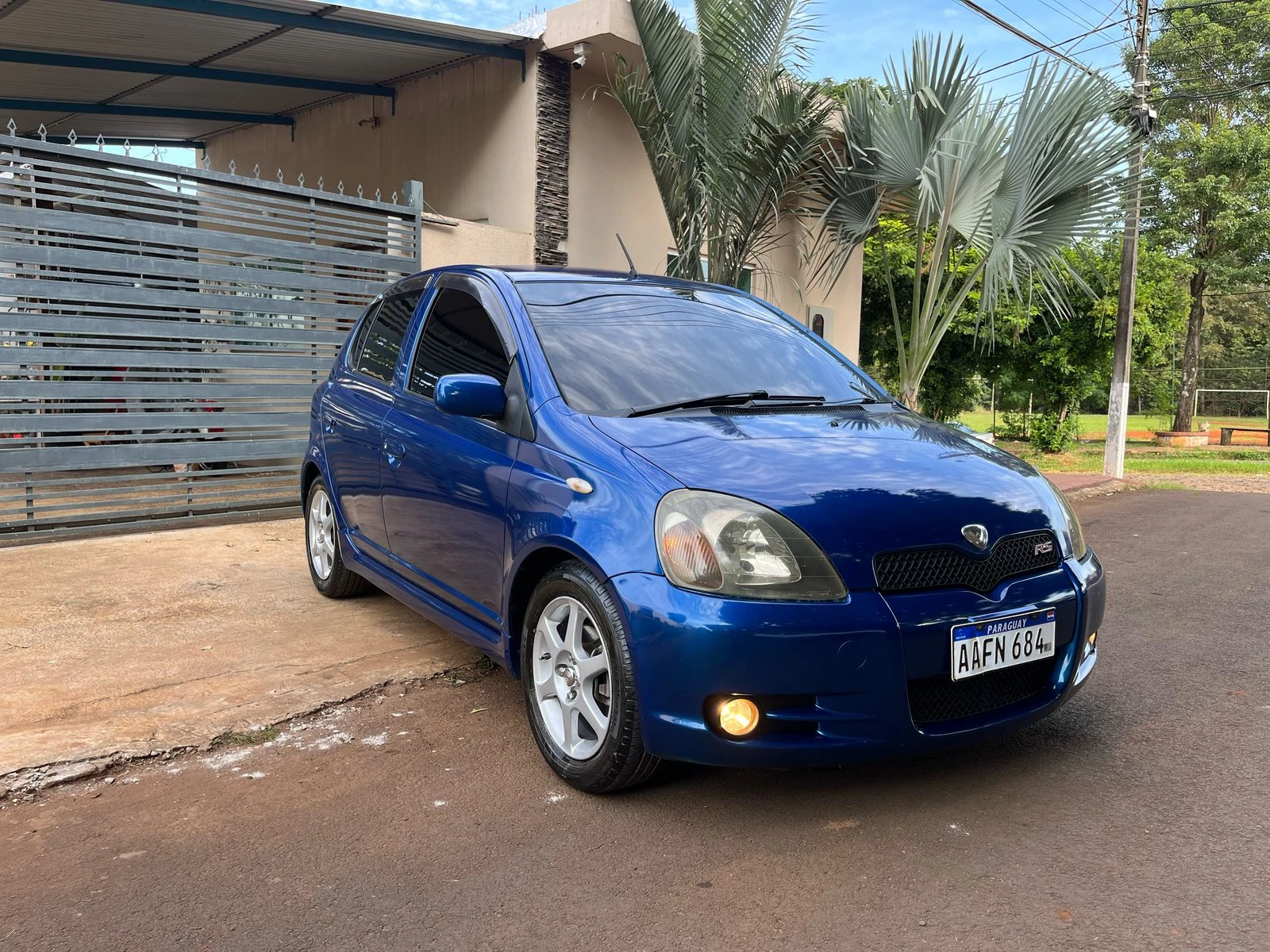 toyota-vitz-rs-2002-deportivo-y-agil