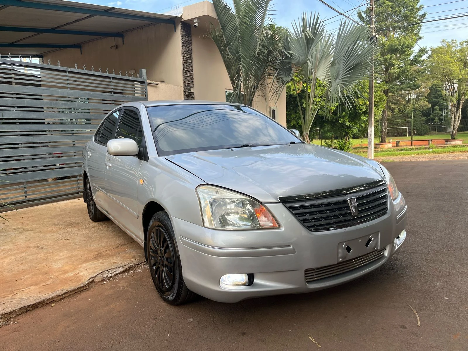 toyota-premio-1-8-2005-elegancia-y-confort